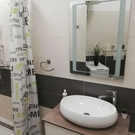 Apartman Dora Apartment